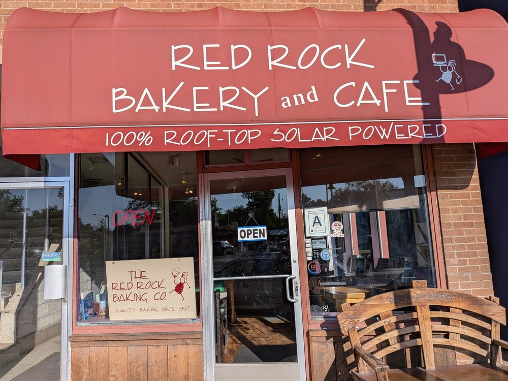Red Rock Bakery & Net Cafe